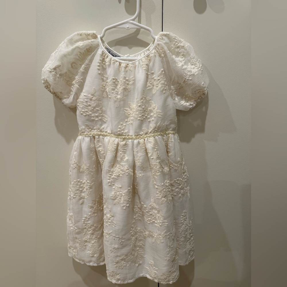 Pippa & Julie Girls' Puff
Sleeve Embroidered Dress